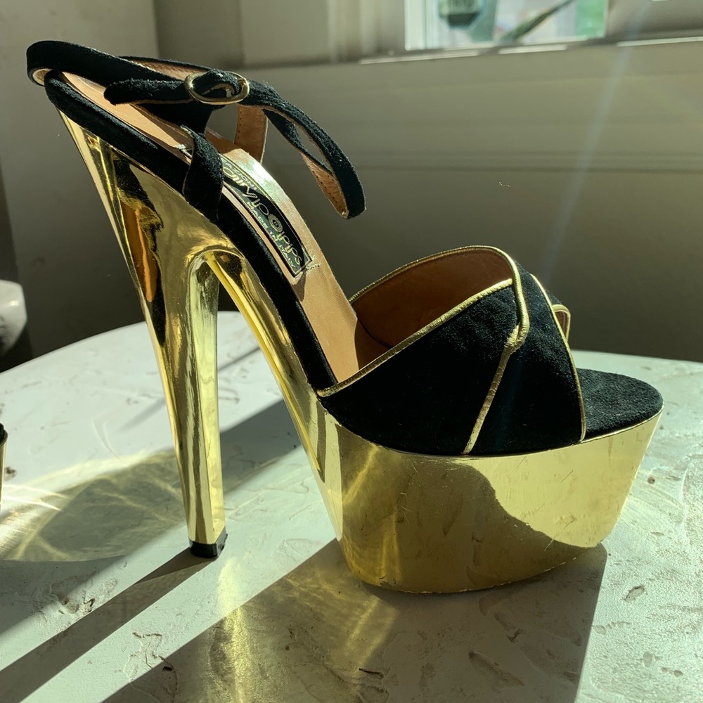 Barly worn Italian gold black platform disco heels